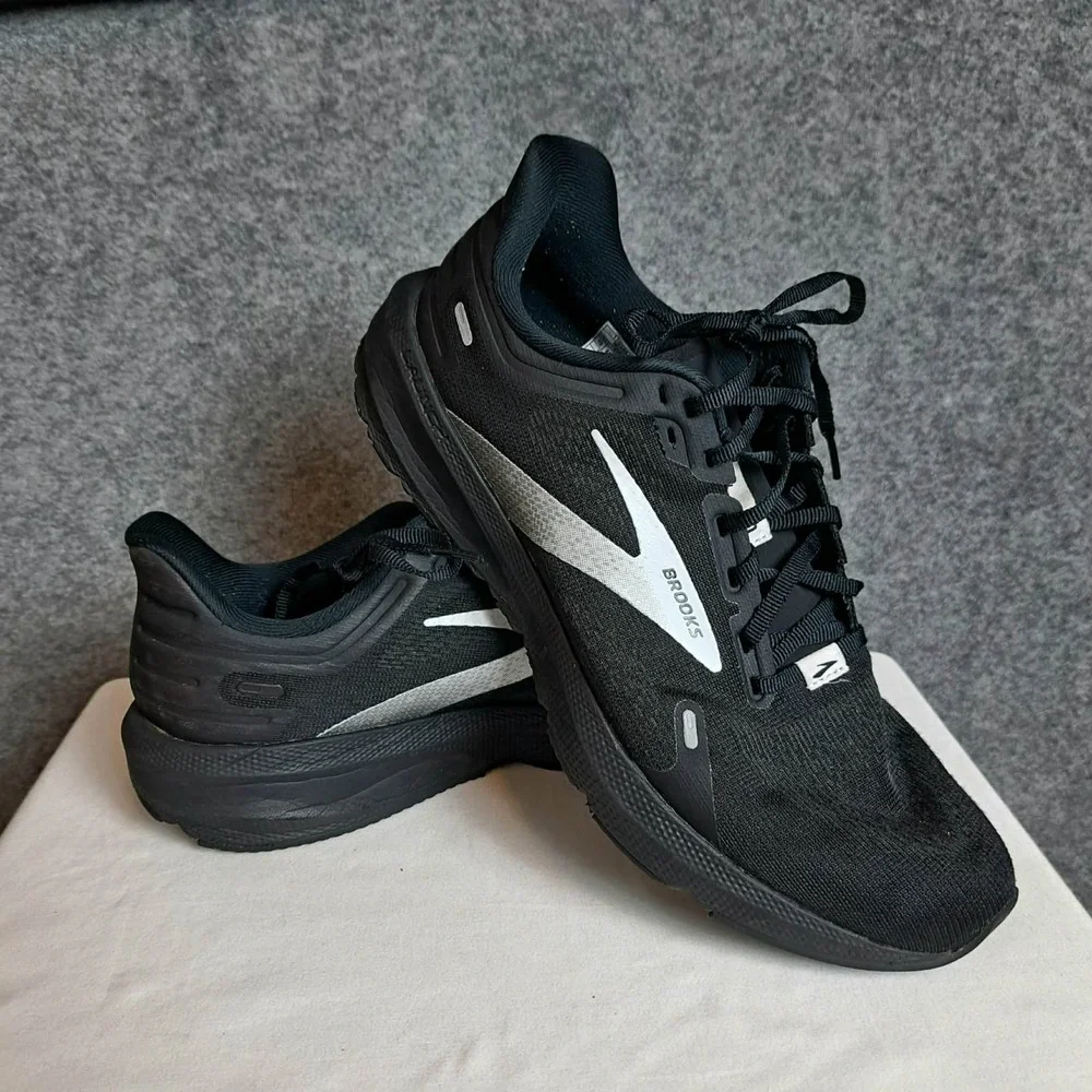 Brooks Men's Black Running Shoes with Reflective Silver Logo